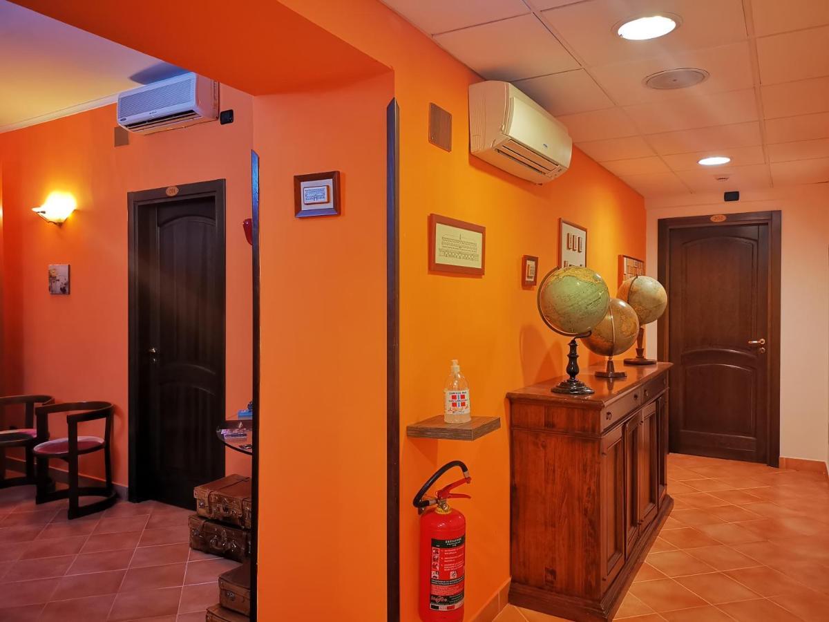 Hotel Neapolis المظهر الخارجي الصورة